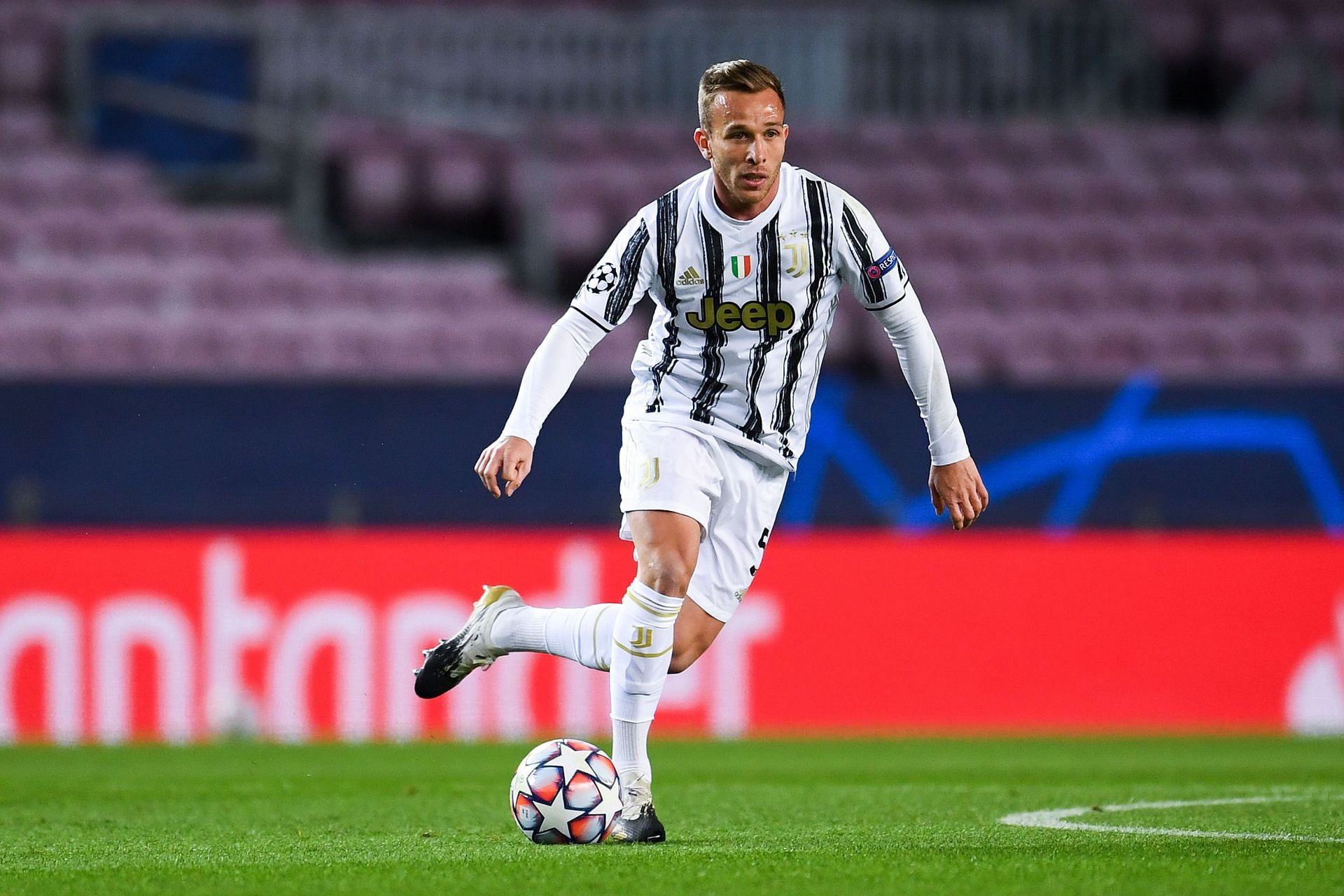Arthur has headed back to Juventus following his unsuccessful loan spell.