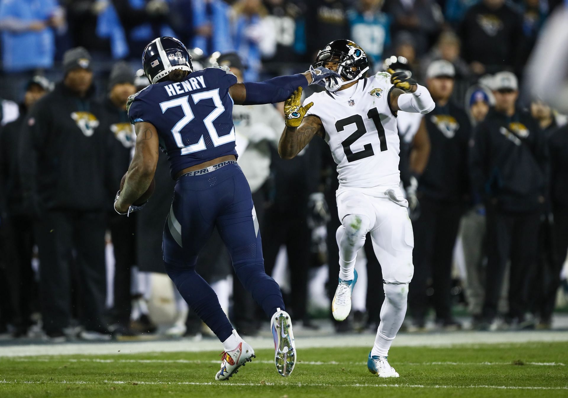 January 7, 2023: Tennessee Titans running back Derrick Henry (22) during a  game against the Jacksonville Jaguars in Jacksonville, FL. Romeo T  Guzman/CSM/Sipa USA.(Credit Image: © Romeo Guzman/Cal Sport Media/Sipa USA  Stock