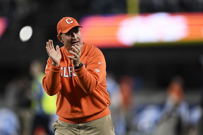 2025 4-star RB Gideon Davidson commits to Clemson: Do the Tigers eye the talented back as Will Shipley's replacement?