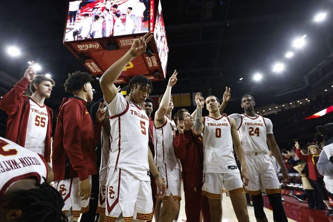 USC fans react to crazy 48 hours of recruiting - "Killing it"