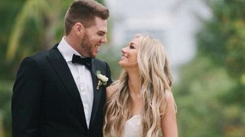 Freddie Freeman and Chelsea Freeman on the day of marriage