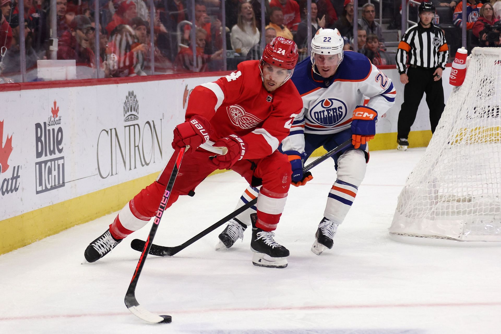 Edmonton Oilers v Detroit Red Wings