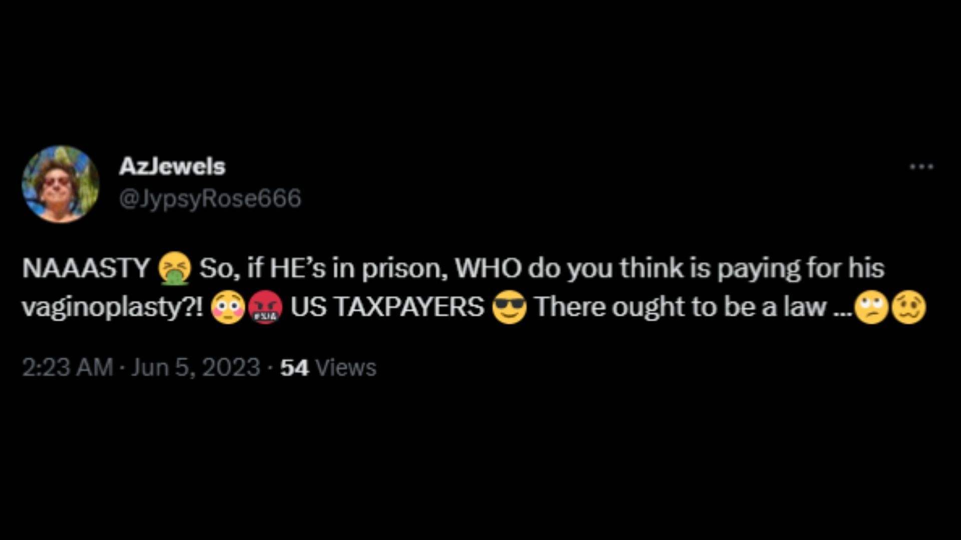 Screenshot of a Twitter user remarking on Lusk&#039;s transfer to a women&#039;s prison. (Photo via @ShotGun_Bonnie/Twitter)