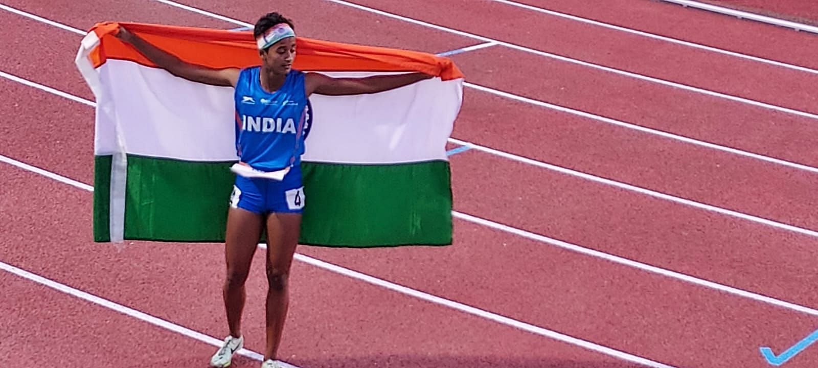 Rezoana Mallick Heena claimed gold in the 4x400m relay with her teammates on Wednesday [Image:AFI]