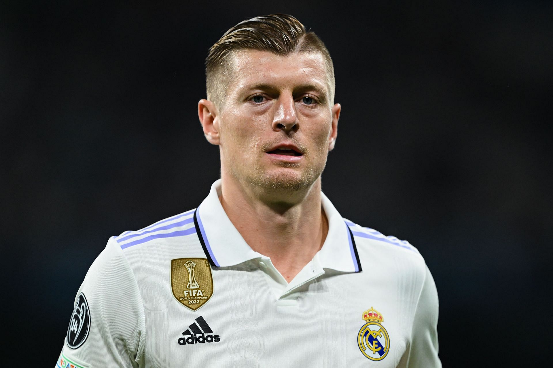 Toni Kroos has opted to continue his stay at the Santiago Bernabeu.