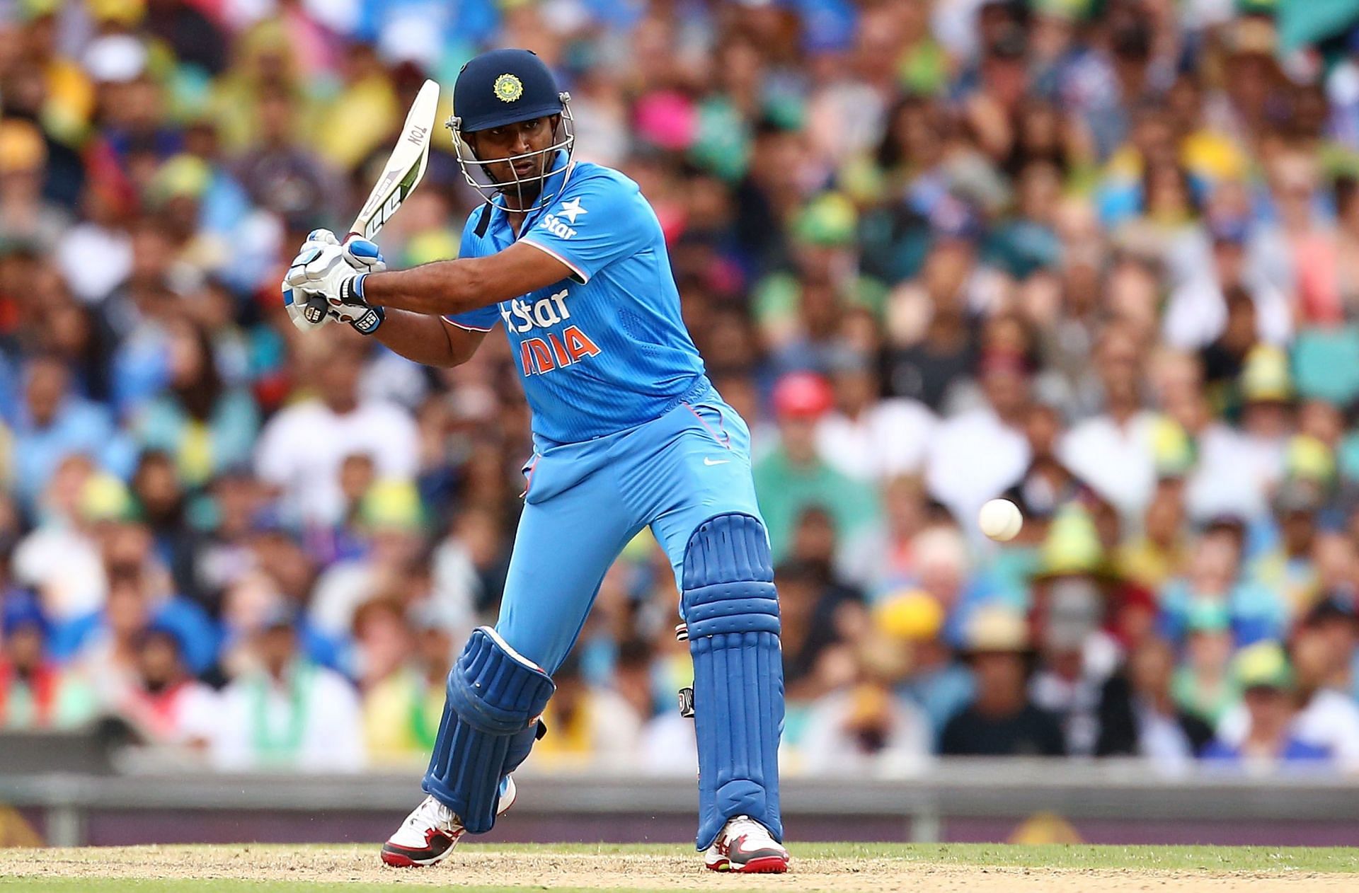 Australia v India: Carlton Mid ODI Tri Series - Game 5