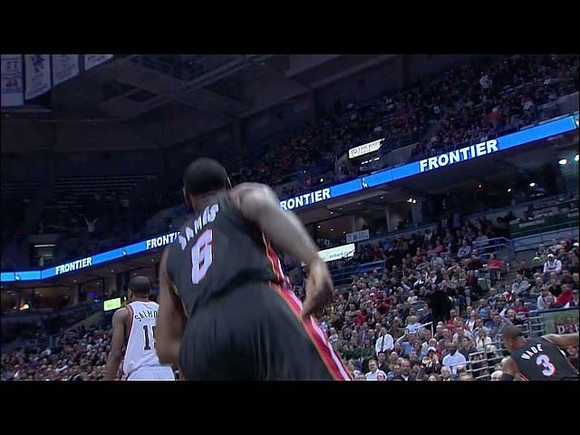 wade and lebron dunk