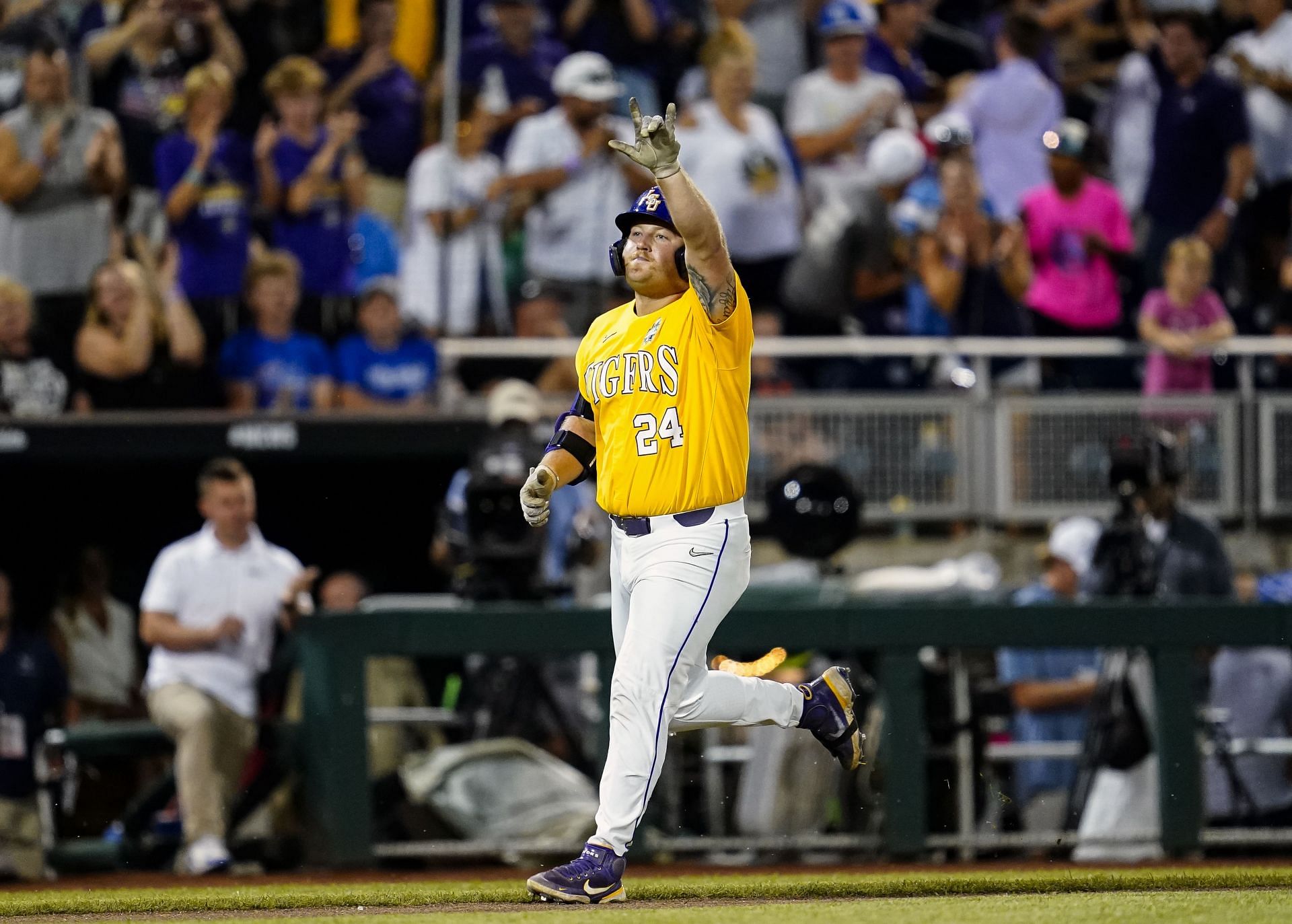 LSU vs. Oral Roberts baseball: How to watch the series on live stream
