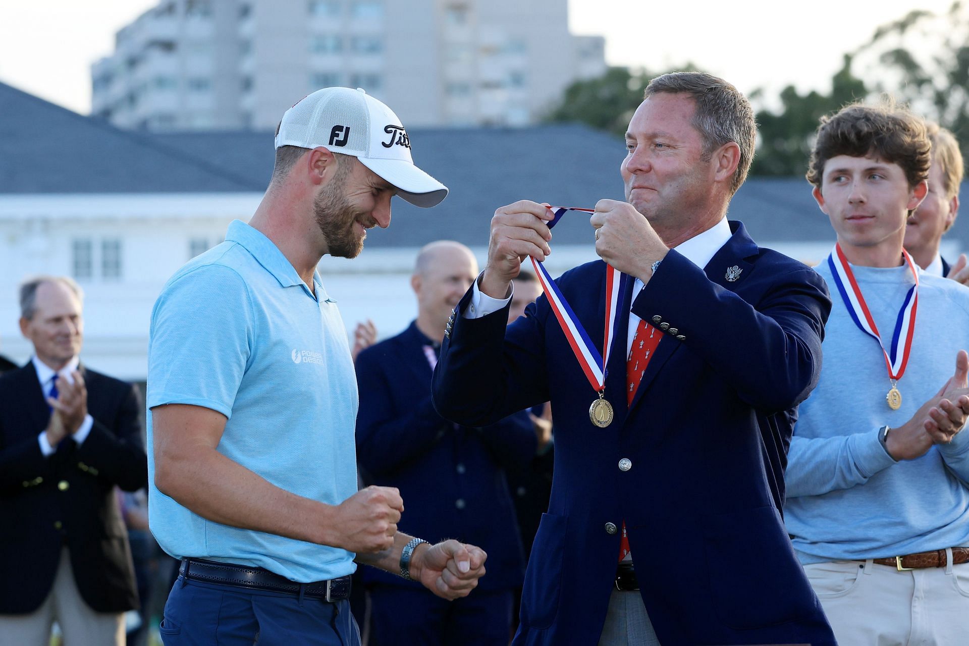 Clark receives the Nicklaus medal at the 123rd U.S. Open Championship