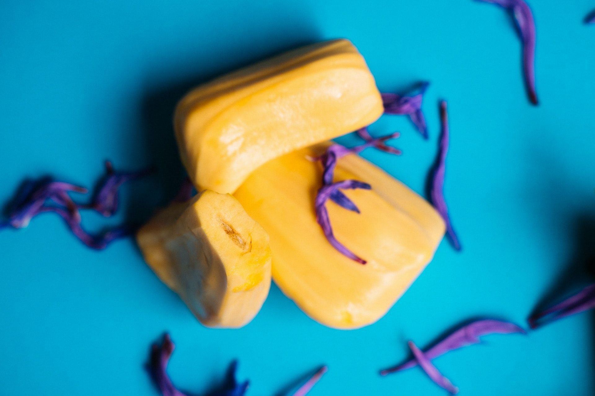 Jackfruits usually taste sweet. (Image via Pexels/Anna Tarazevich)