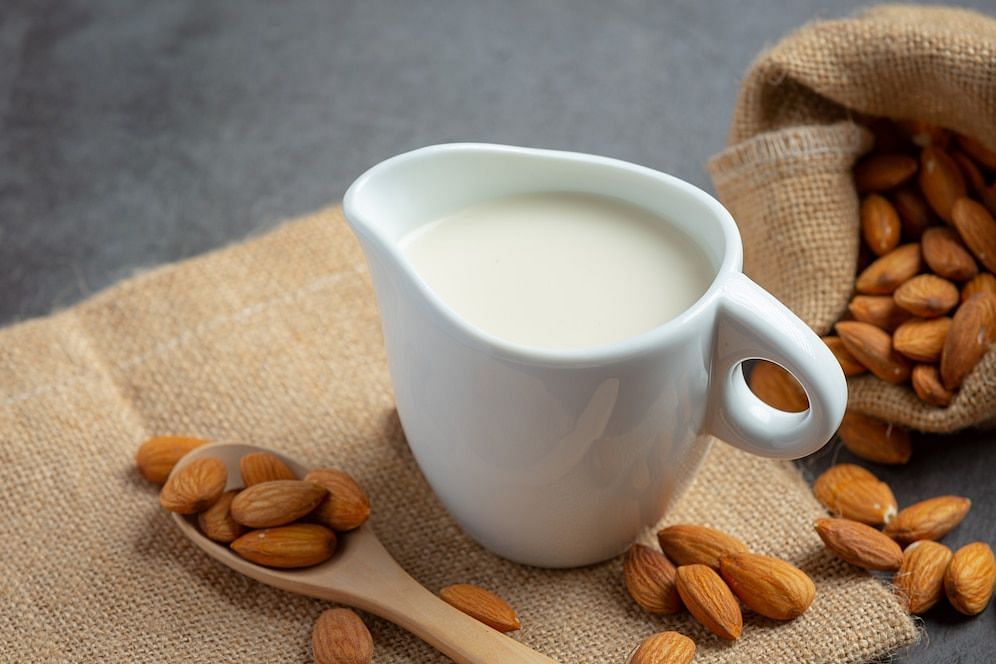 Is Almond Milk Good for You? (Image via freepik/jcomp)