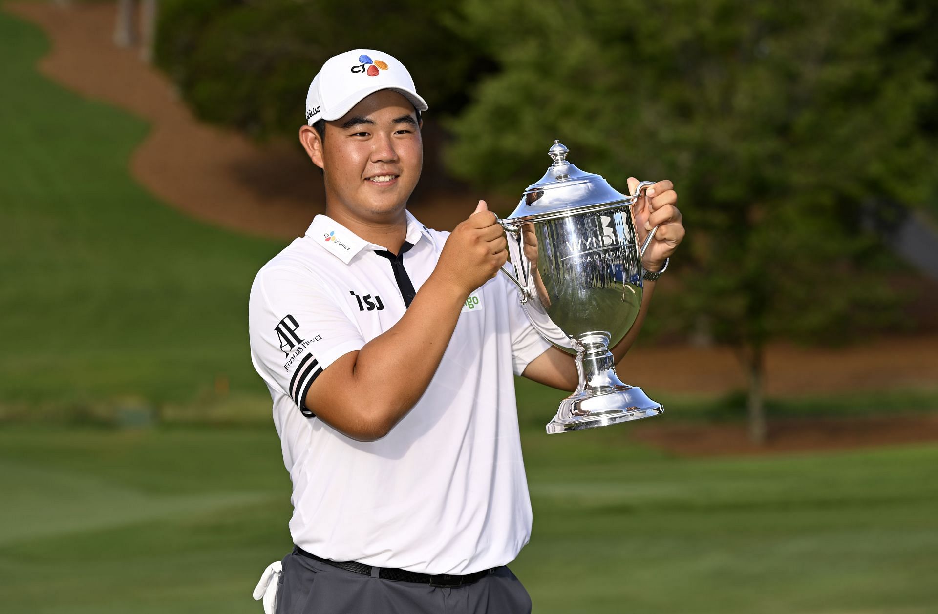 Tom Kim at the 2022 Wyndham Championship (Image via Getty).