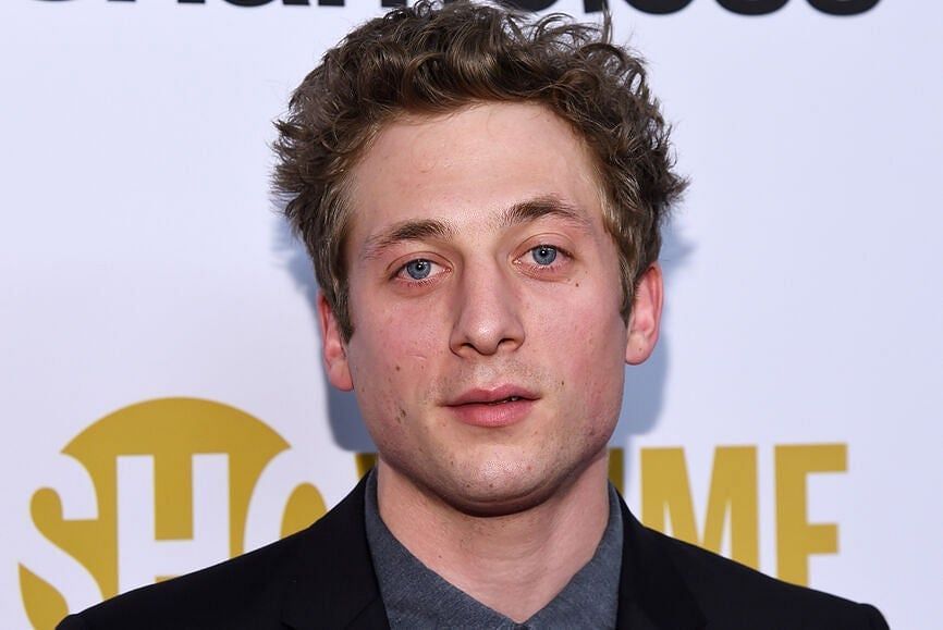 How many tattoos does Jeremy Allen White have?