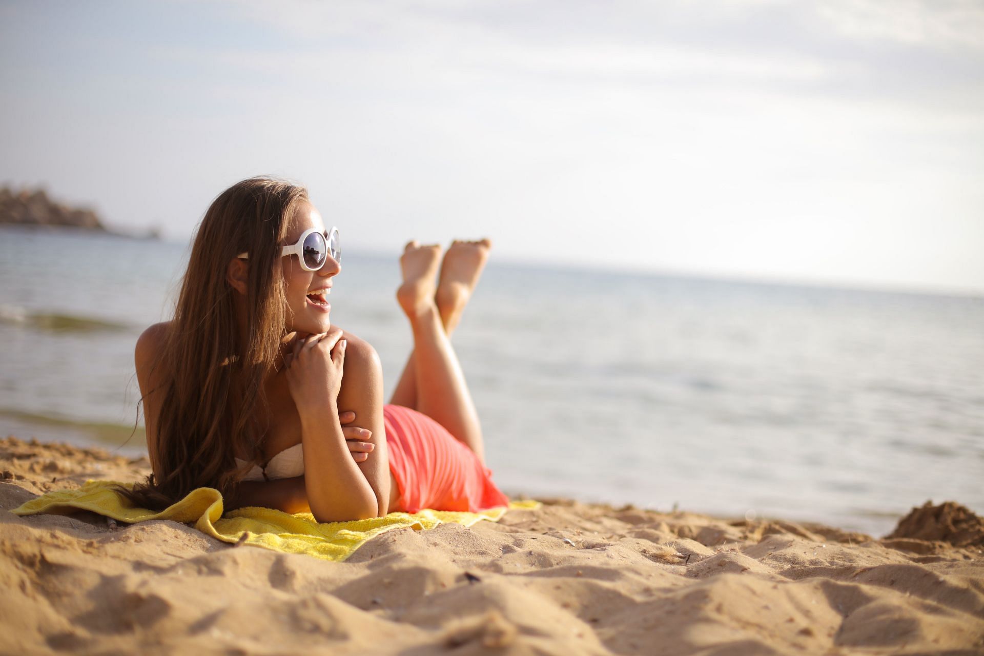 Beer tan trend is popular on TikTok. (Image via Pexels/ Andrea Piacquadio)