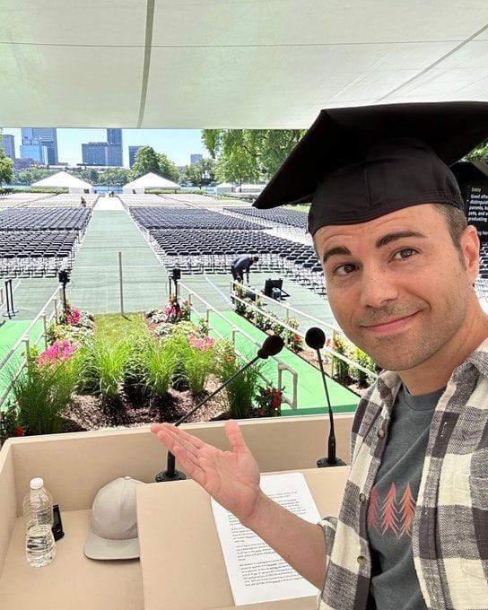 What did Mark Rober say to MIT students? Speech by NASA engineer turned