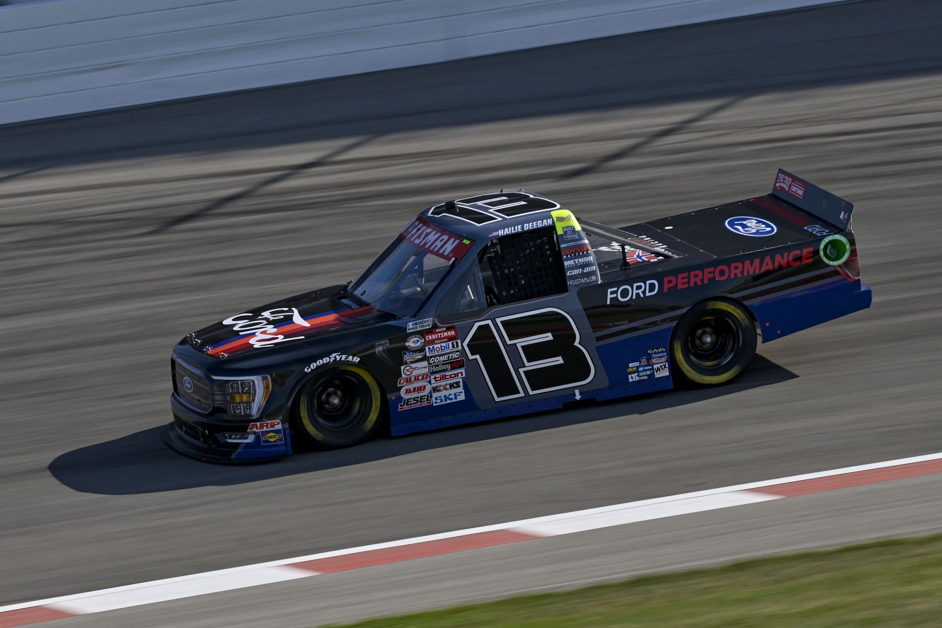 NASCAR Craftsman Truck Series Toyota 200 - Practice