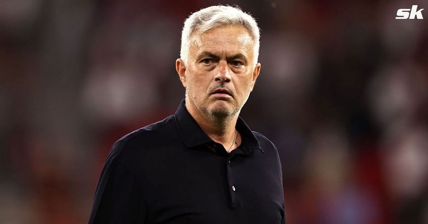 José Mourinho diz que os jogadores ficam a noite toda a jogar Fortnite