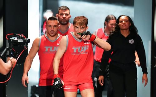 Michael Chandler [Left] Cody Gibson [Center] on TUF 31 [Image courtesy: @ufc (Twitter)]