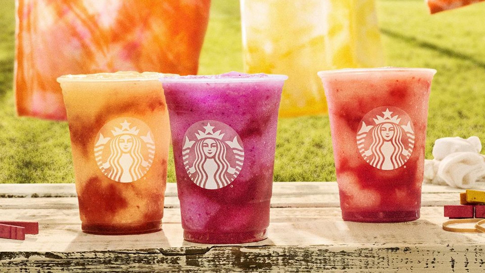 The new Frozen Lemonade S. Refresher Beverages left fans dissatisfied as they separate into frozen and watery layers within minutes (Image via Starbucks)