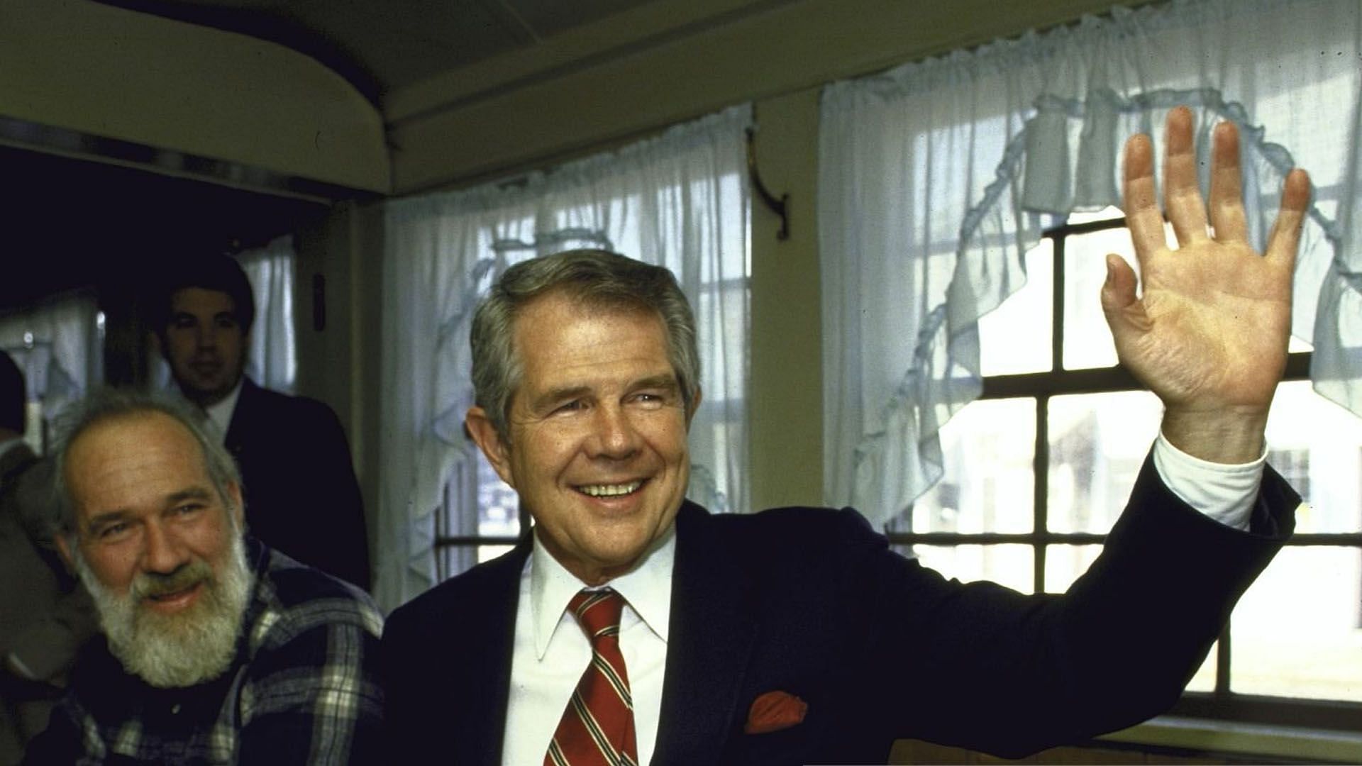 Christian leader Pat Robertson dies at 93 (Image via Getty Images)