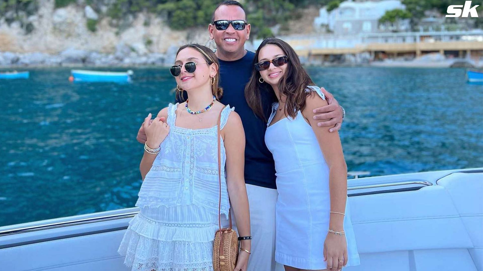 Alex Rodriguez and his two daughters