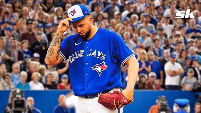 Toronto Blue Jays fans react to team sending Alek Manoah down to Florida Complex League: "This had to happen" "Hopefully he comes back to form soon"