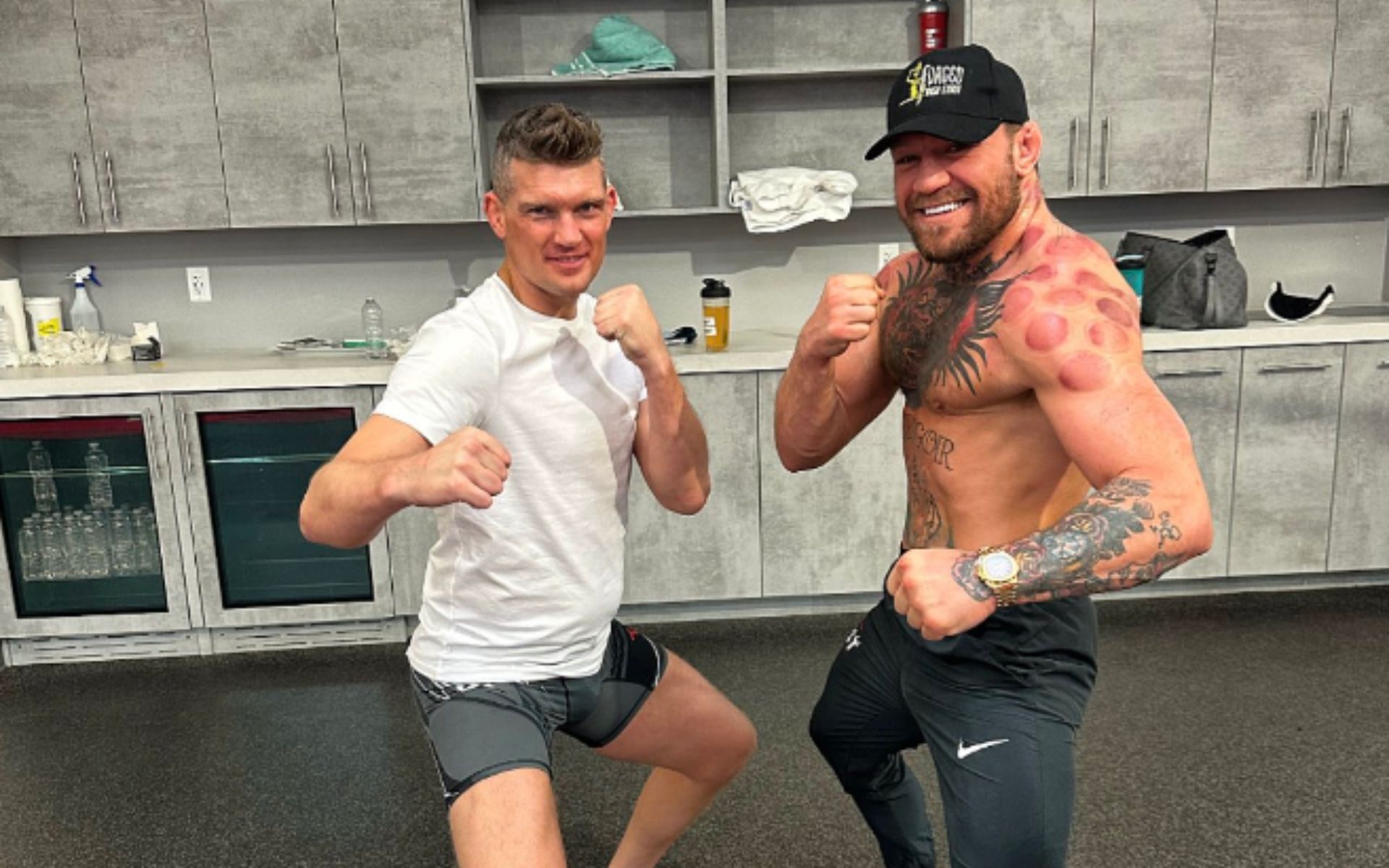 Stephen Thompson and Conor McGregor [Images via: @WonderboyMMA on Twitter]