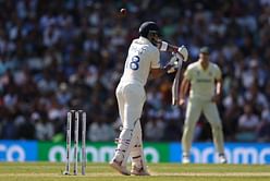 "It looked like an unplayable ball" - Sunil Gavaskar feels Virat Kohli could have negotiated Mitchell Starc better off the backfoot