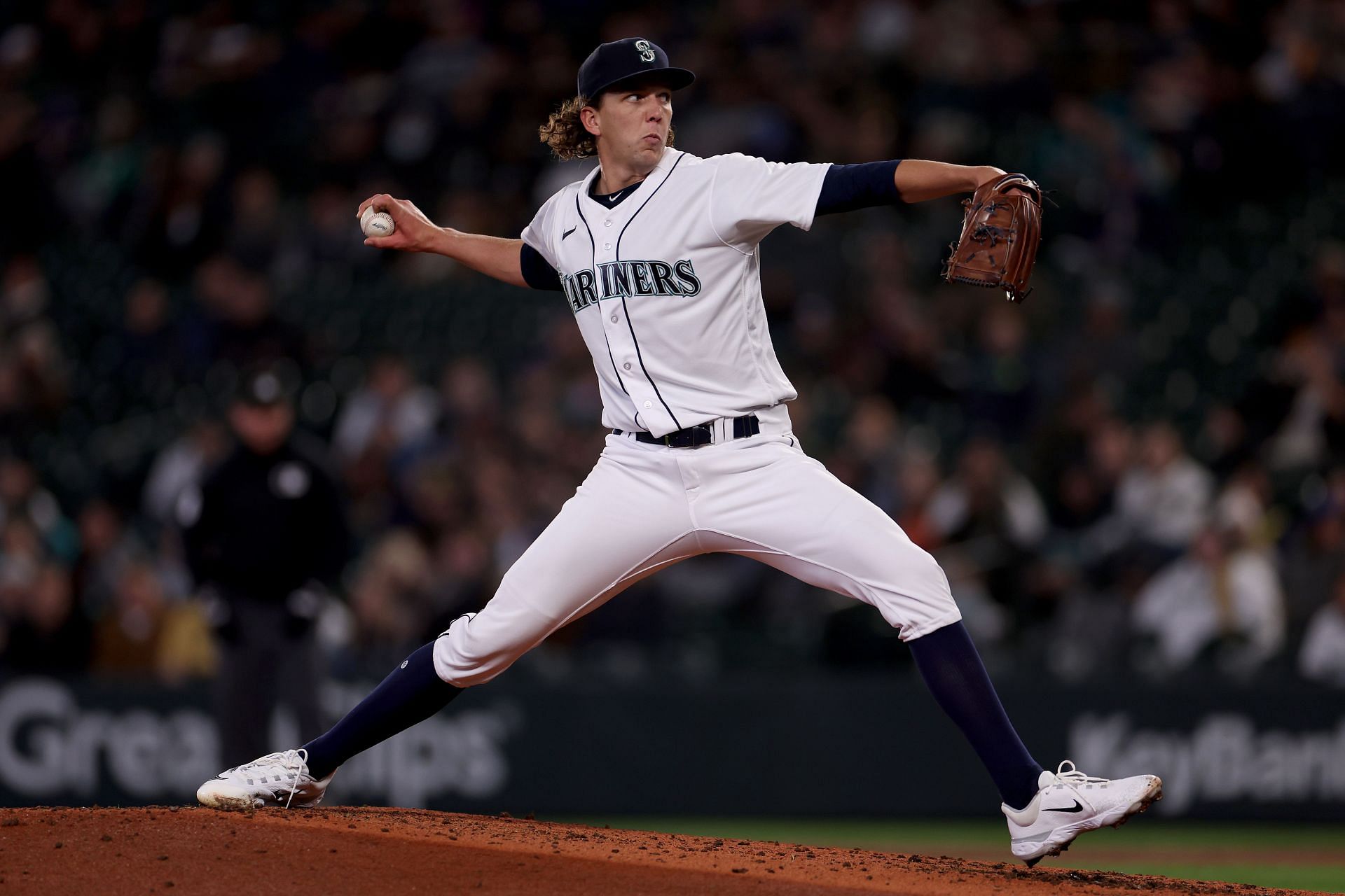 Who is Logan Gilbert's wife, Aviles Gilbert? A glimpse into the married  life of Seattle Mariners pitcher