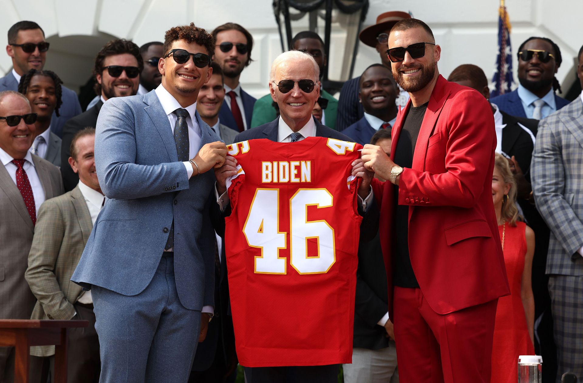 Super Bowl: President Biden picks Patrick Mahomes over Tom Brady