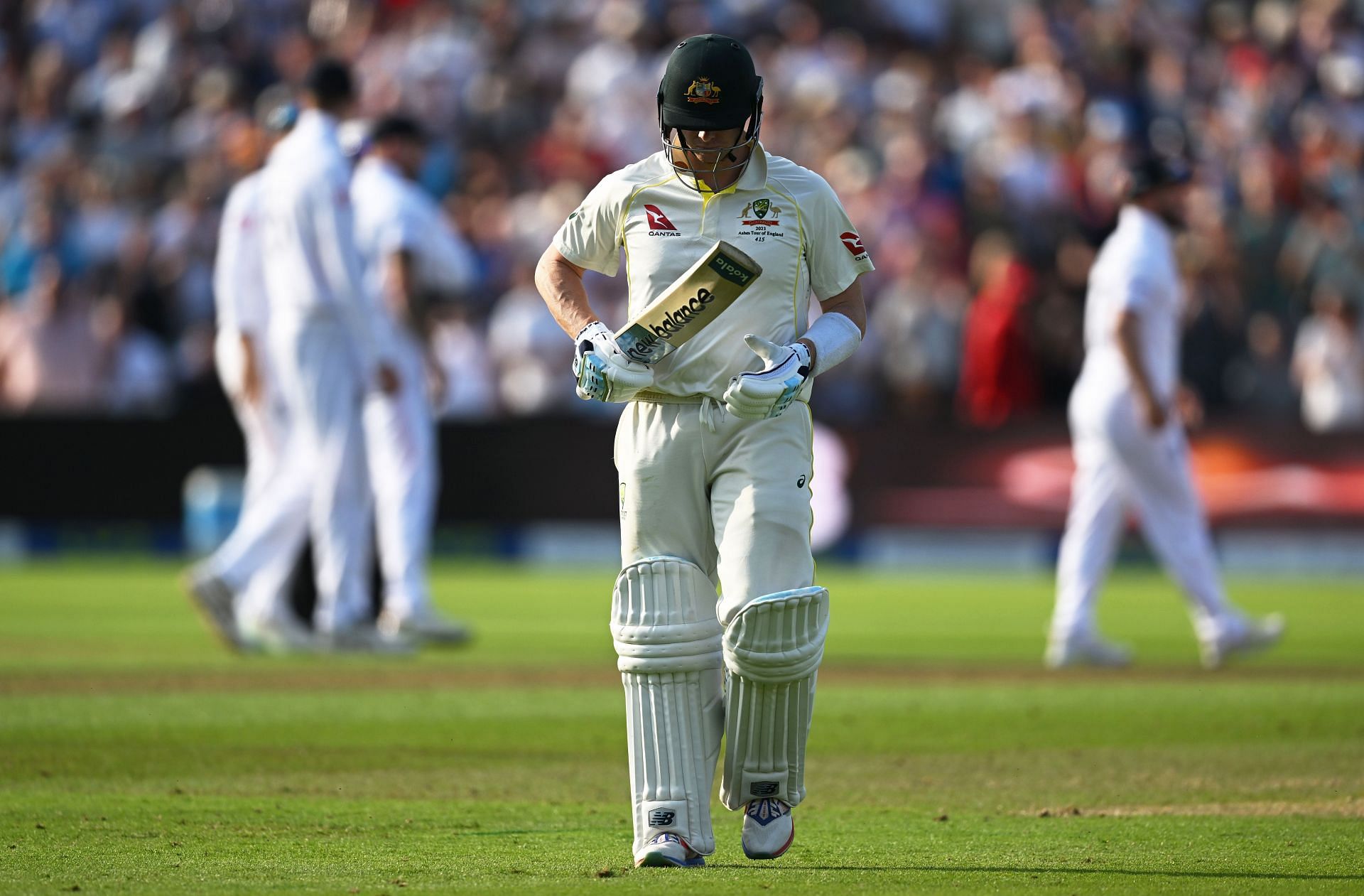 Steve Smith walks off after being dismissed by Stuart Broad. (Credits: Getty)