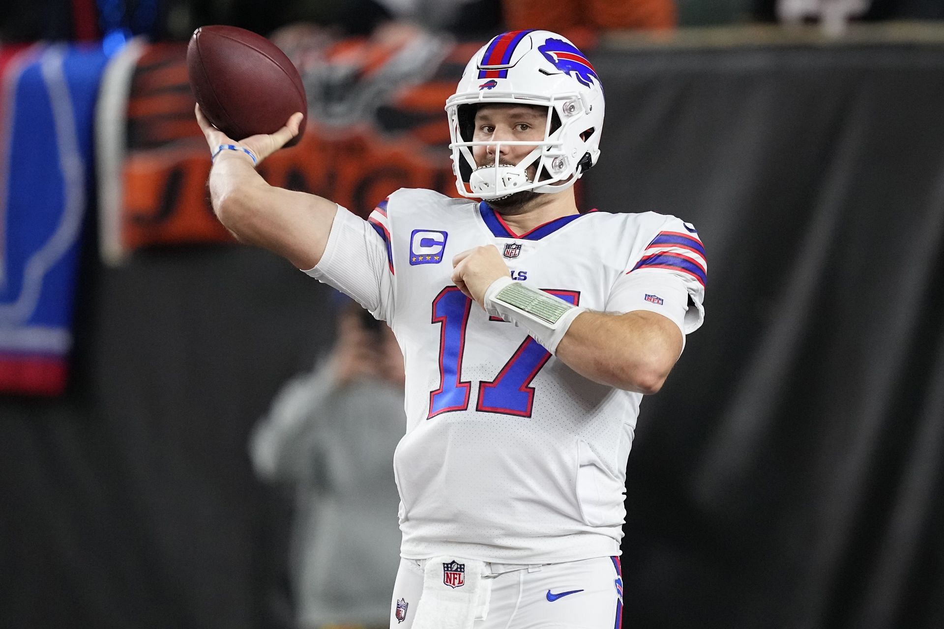 JOSH ALLEN has reached SUPERSTAR status: What being on the MADDEN COVER  means for the BILLS QB 