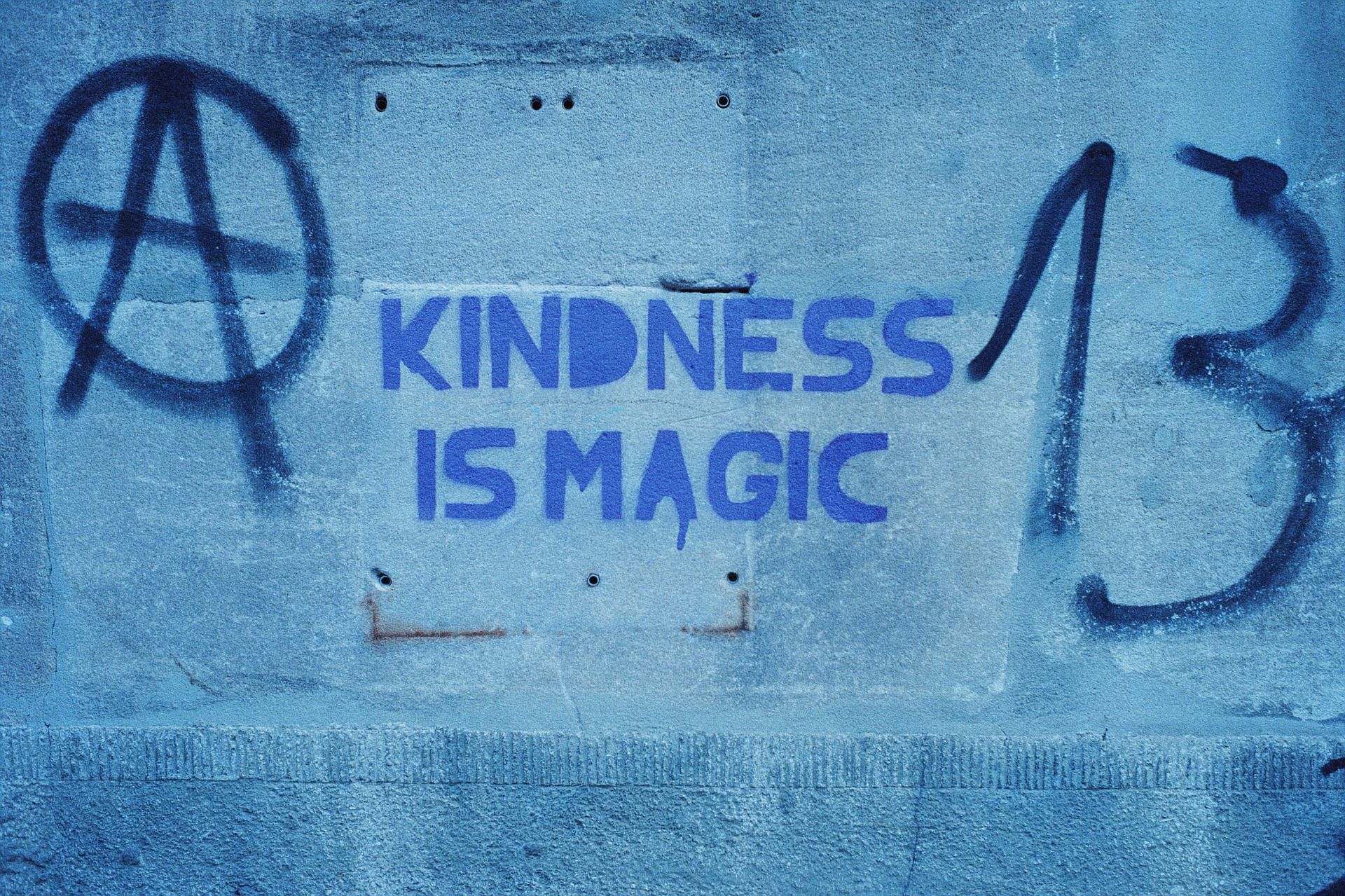 Be kind to yourself (Image via unsplash / markus spiske)