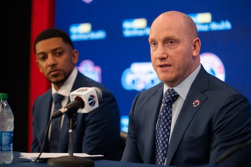 Washington Wizards team president Michael Winger (right)