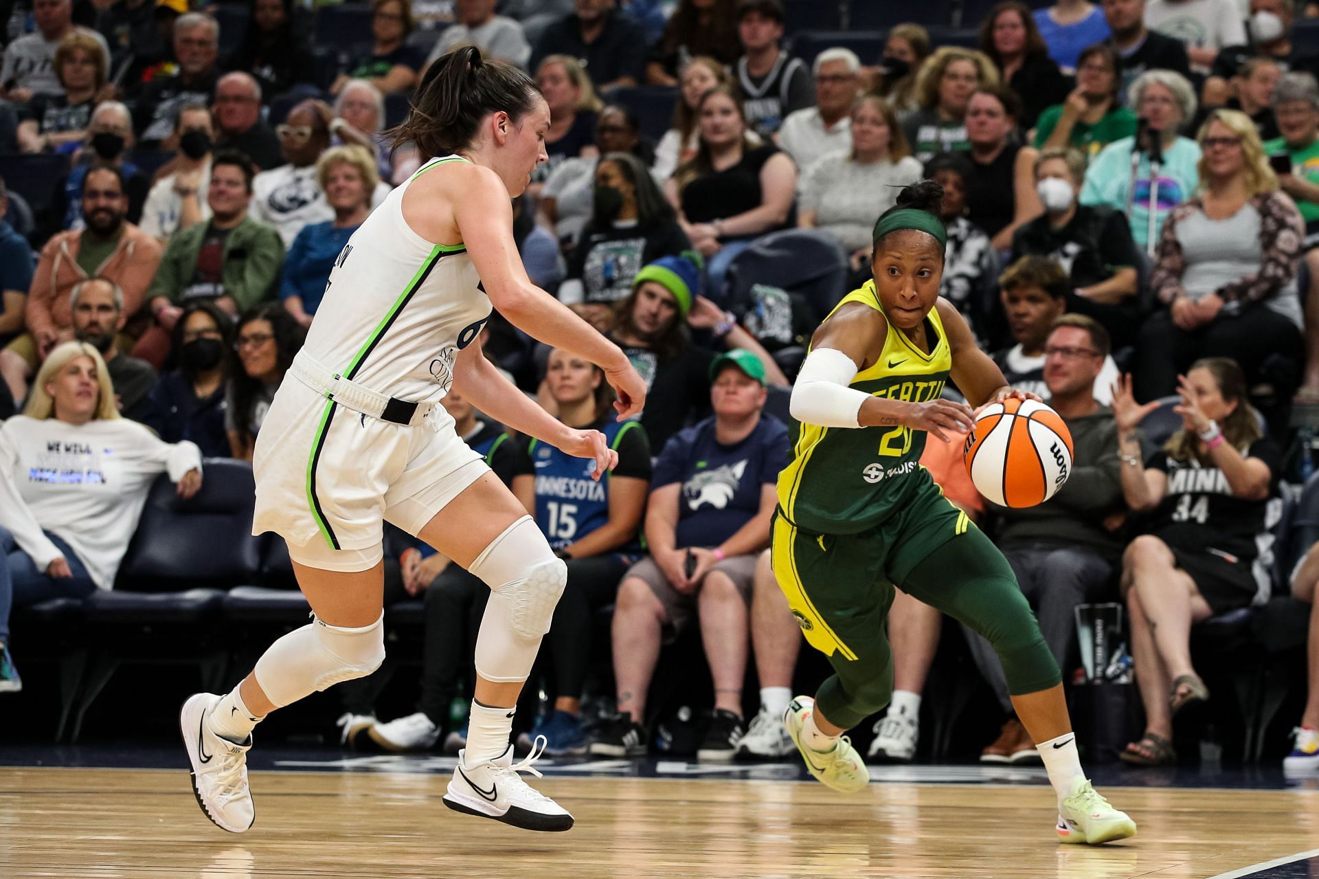 Seattle Storm at Minnesota Lynx : Movies & TV 