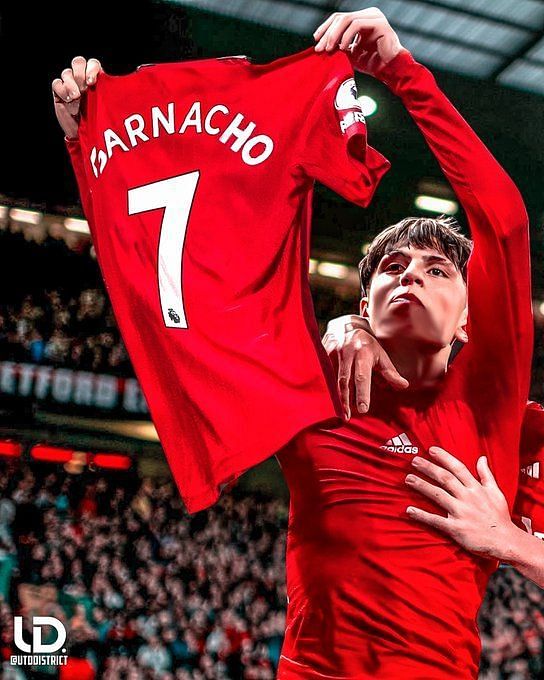 Cristiano Ronaldo has Manchester United No.7 shirt again, which David  Beckham and Eric Cantona have worn, but new signing will be wary of  becoming like Angel Di Maria or Alexis Sanchez