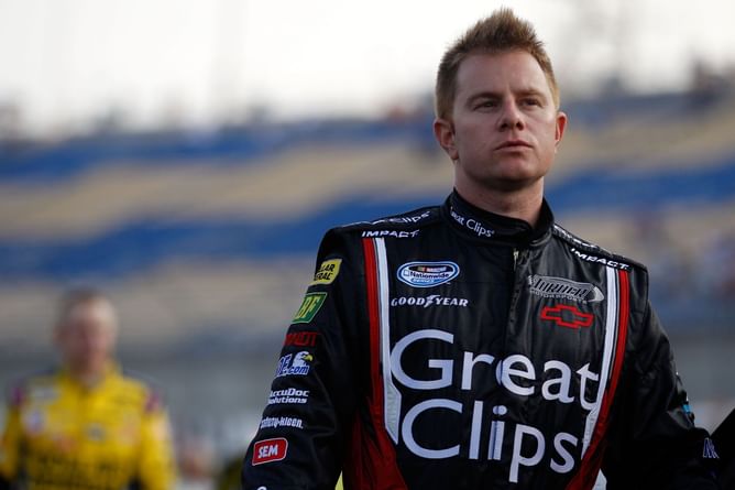 Who is Jason Leffler and how did the late NASCAR driver die?
