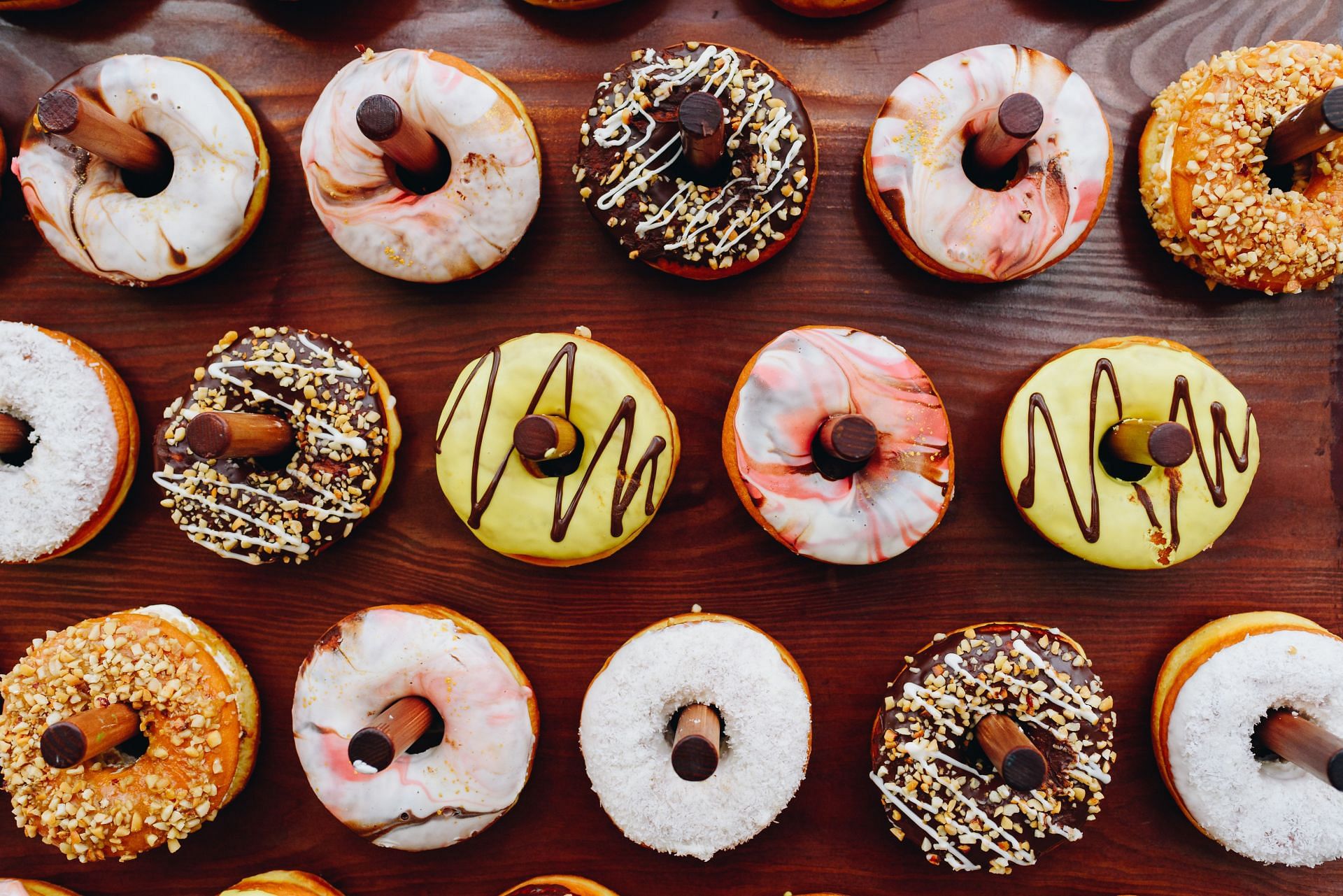 Don&#039;t restrict cravings. (Image via Unsplash/Anastasia Cheinska)