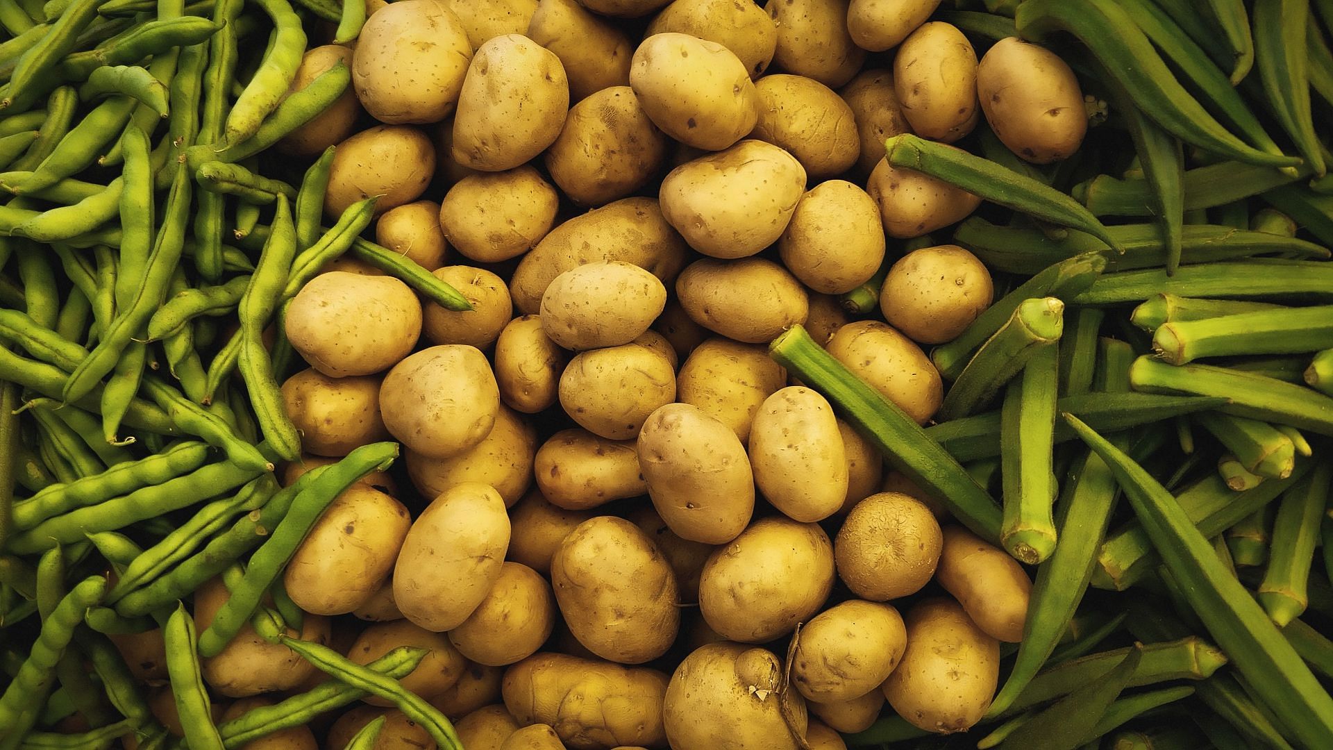 Potatoes can be consumed in various ways (Image via Unsplash/Prince Abid)