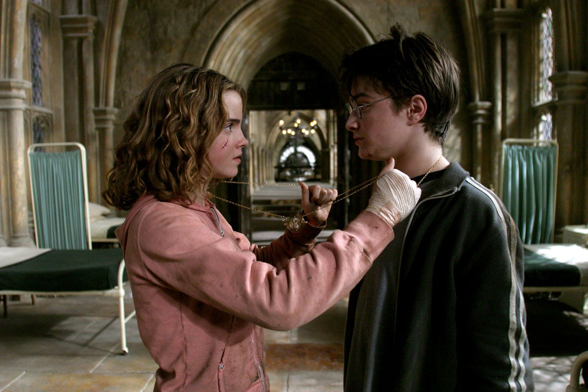 Time Travel in Harry Potter (Image via Warner Bros.)