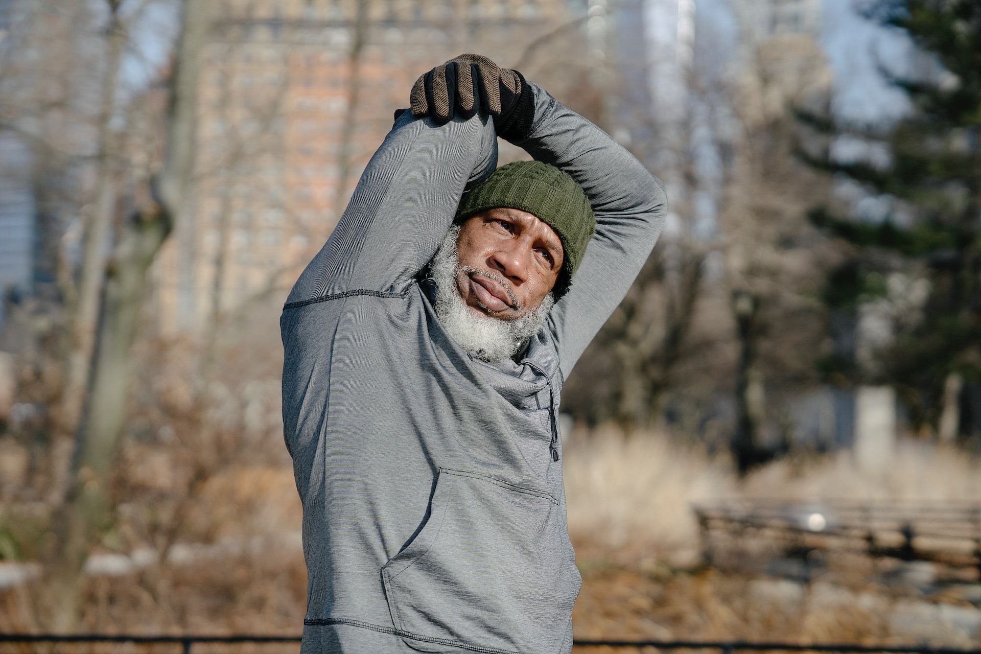 Chest stretch is an amazing stretching for seniors. (Photo via Pexels/Barbara Olsen)