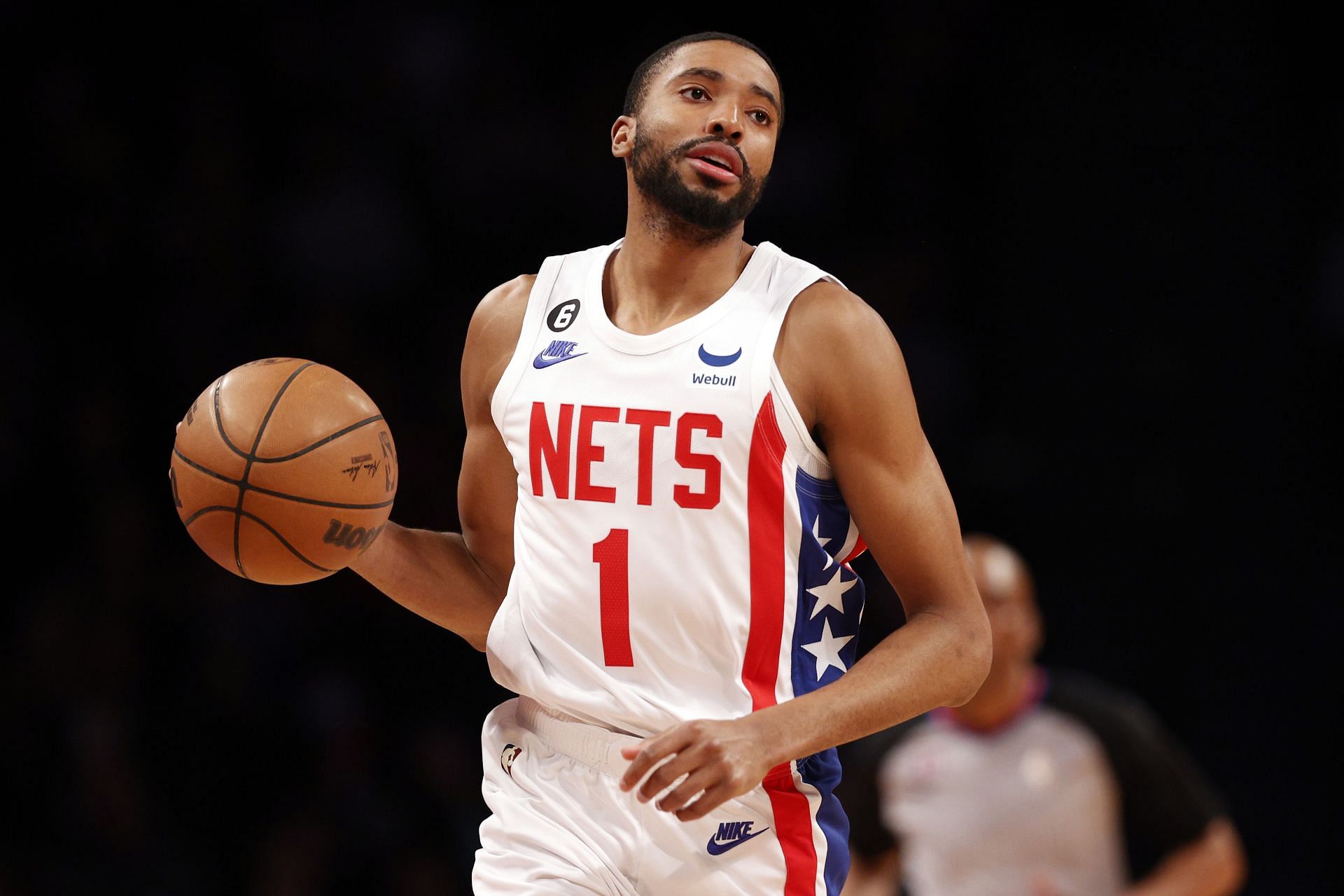 What is Mikal Bridges' height and weight? Finding out more about the