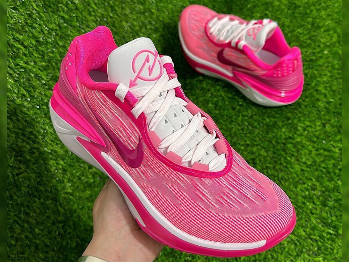 Hyper Pink Nike Air Zoom GT Cut 2