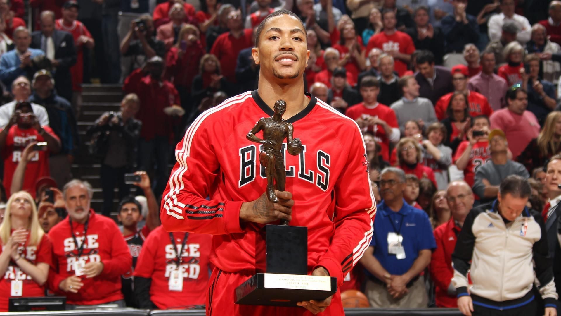 Former Chicago Bulls star point guard Derrick Rose