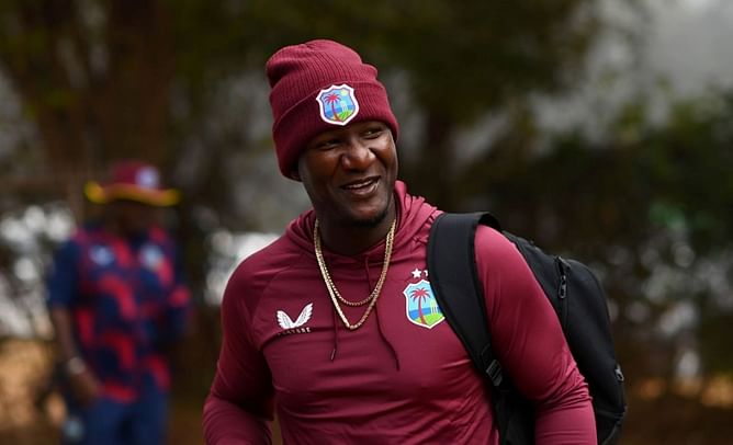 "Eventually the cricket gods will catch up with you" - Daren Sammy chastises West Indies' fielding in defeat to Zimbabwe at the World Cup Qualifiers