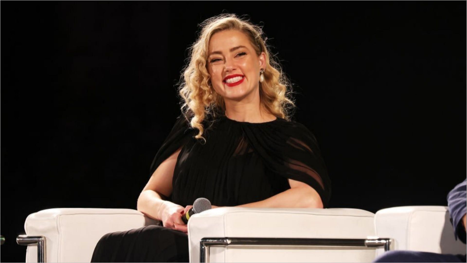 Amber Heard appeared at the 69th Taormina Film Festival (Image via Ernesto Ruscio/Getty Images)