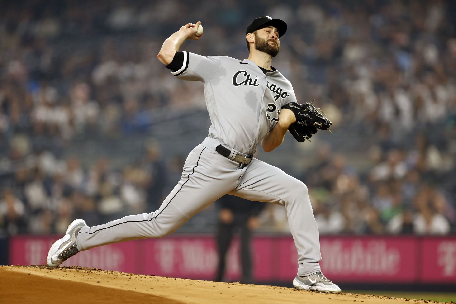 White Sox ace Giolito to miss at least two starts