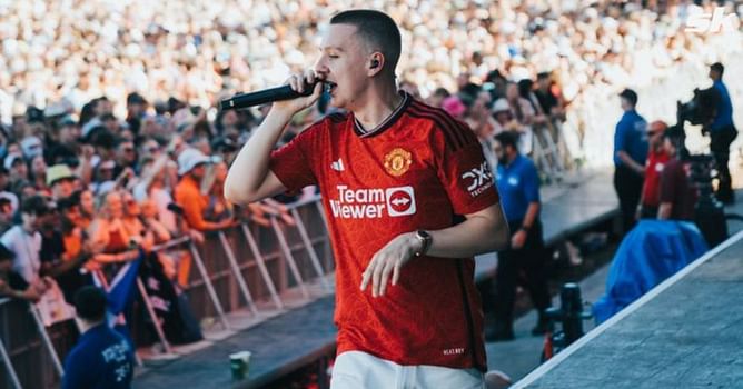 Manchester United break silence over new kit after rapper Aitch leaks it at Glastonbury