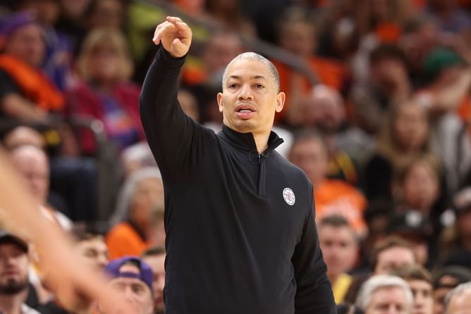 "I'm going to the grave with that one" - LA Clippers head coach Ty Lue would rather die than admit he lost the locker room