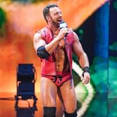 4 current heels who are cheered by the WWE Universe